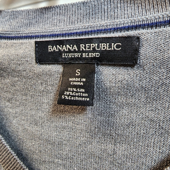V Neck Sweater Banana Republic - Picture 4 of 4